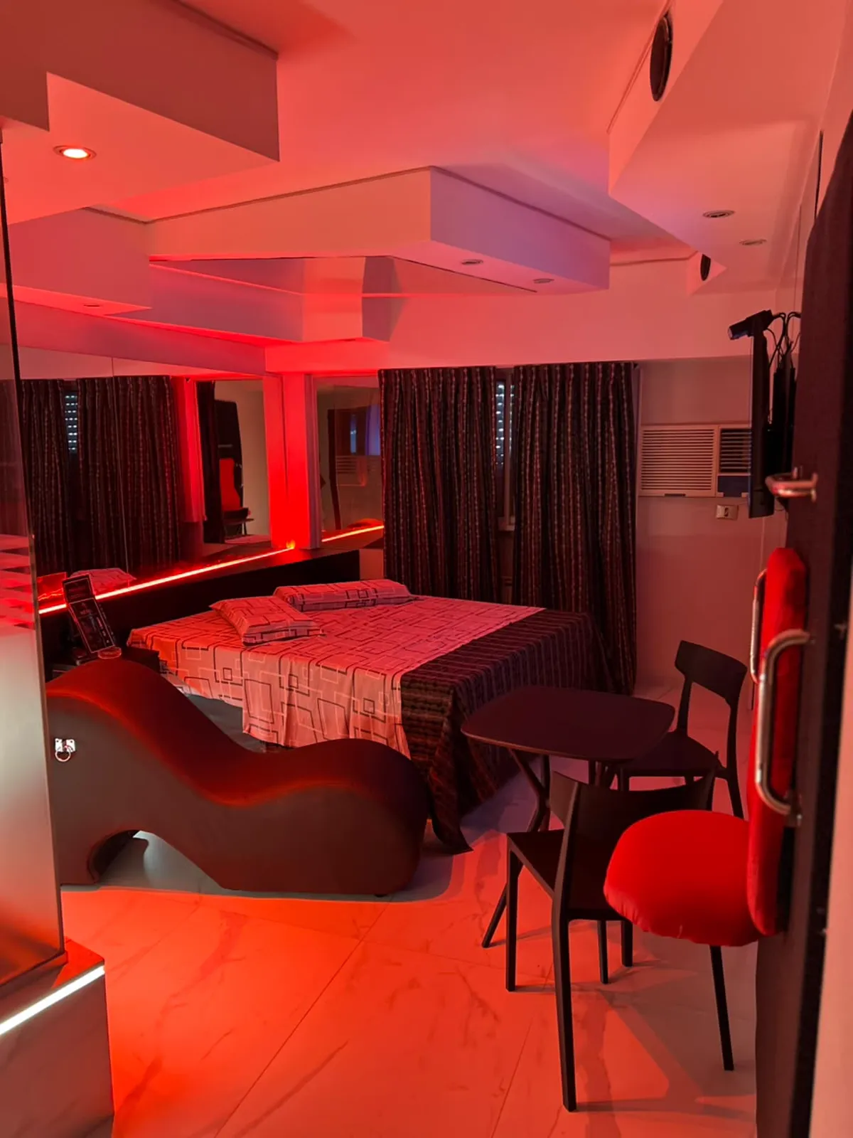 Escocesa — Hotel Los Álamos